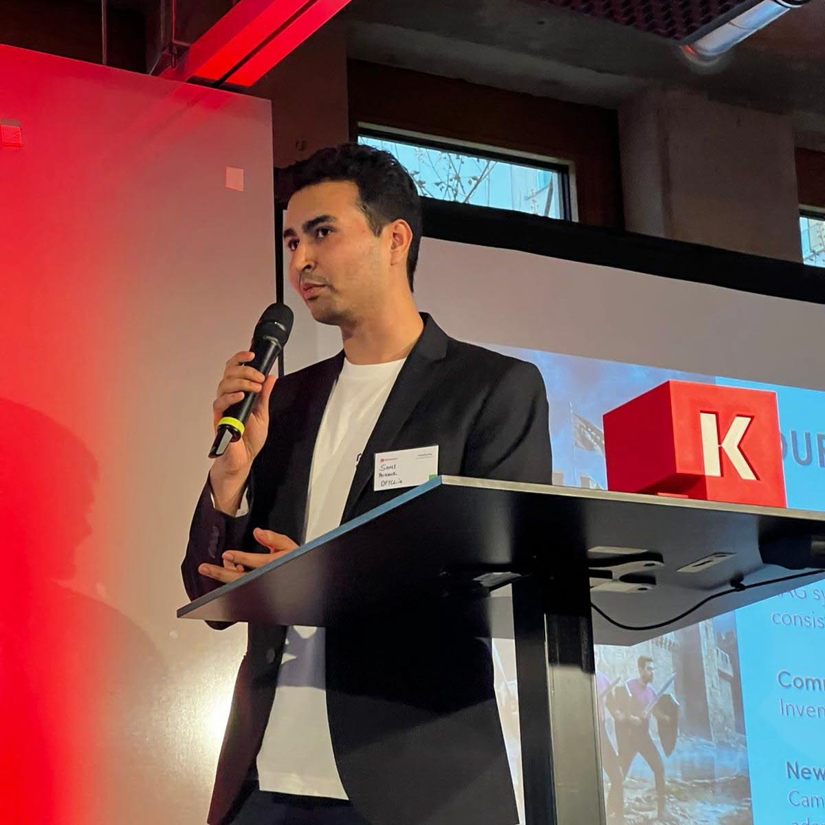 Koeln Busieness Masterclass Me Presenting 2025